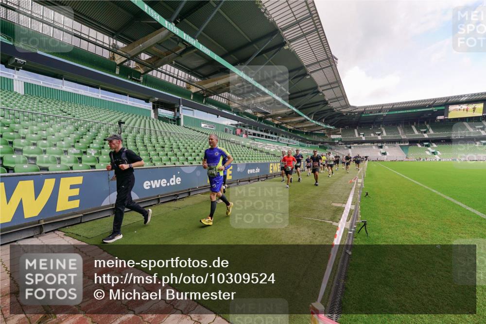 13.09.2026 - 21. swb-Marathon Bremen Michael Burmester http://msf.ph/oto/10309524 13.09.2026 13:06:11 Laufen im Stadion 109, 178, 217, 244, 287, 303, 310, 323, 372, 394, 430, 454, 536, 578, 613, 647, 784, 831, 891, 900, 1073, 1083, 1205, 1239, 1243, 1274, 1307, 1308, 1365, 1369, 1380, 1437, 1533, 1545, 1574, 1581, 1627, 1656, 1780, 1823, 1848, 1909, 1914, 1932, 1941, 2023, 2076, 2089, 2090, 2126, 2241, 2244, 2265, 2275, 2301, 2310, 2355, 2356, 2393, 2440, 2464, 2602, 2707, 2723, 2742, 2764, 2867, 2902, 2919, 2959, 2985, 3030, 3055, 3278, 3320, 3343, 3444, 3485 meine-sportfotos.de
