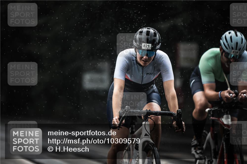 13.09.2026 - Stadtparktriathlon H.Heesch http://msf.ph/oto/10309579 13.09.2026 11:42:32 Radfahren 722, 778, 821, 862, 878, 879, 920, 941 meine-sportfotos.de