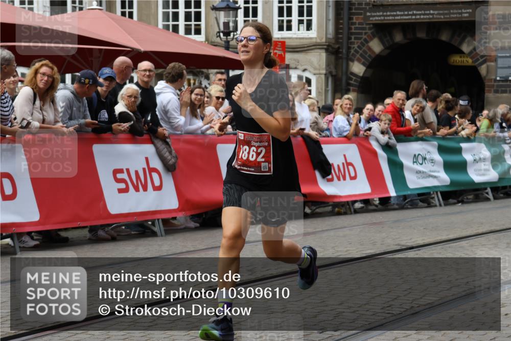 13.09.2026 - 21. swb-Marathon Bremen Strokosch-Dieckow http://msf.ph/oto/10309610 13.09.2026 13:03:22 Ziel 1381, 1862, 7265, 8319, 8325, 8331, 8756, 9200, 1372, 1950, 3092, 5024, 5719, 7715 meine-sportfotos.de
