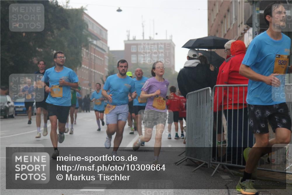 13.09.2026 - Kiel Lauf Markus Tischler http://msf.ph/oto/10309664 13.09.2026 10:34:41 Fleethörn 1003, 1477, 44, 39, 9201 meine-sportfotos.de