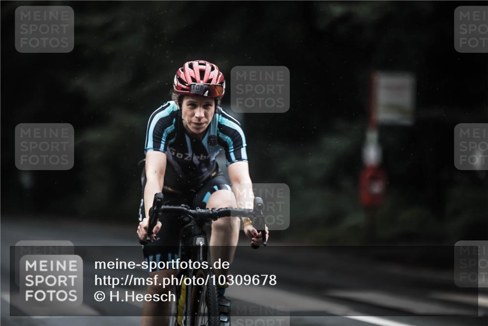 13.09.2026 - Stadtparktriathlon H.Heesch http://msf.ph/oto/10309678 13.09.2026 12:49:39 Radfahren 1086, 1147, 1161, 1184, 1244, 1284 meine-sportfotos.de