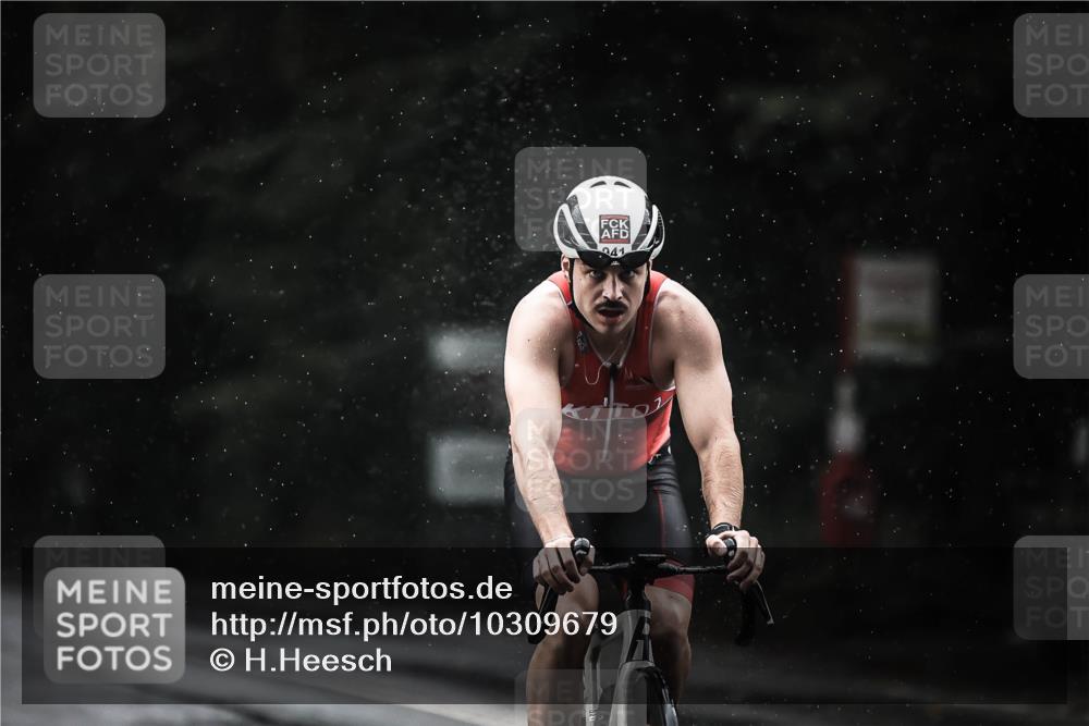13.09.2026 - Stadtparktriathlon H.Heesch http://msf.ph/oto/10309679 13.09.2026 11:42:37 Radfahren 821, 879, 892, 919, 920, 941 meine-sportfotos.de