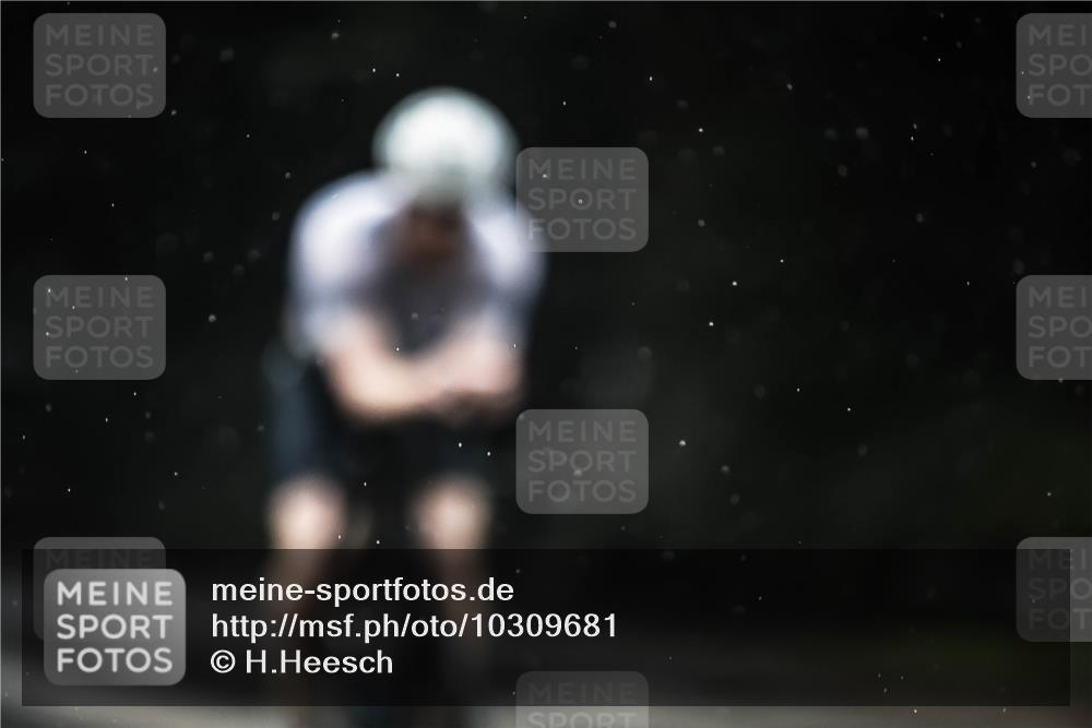 13.09.2026 - Stadtparktriathlon H.Heesch http://msf.ph/oto/10309681 13.09.2026 11:42:42 Radfahren 747, 892, 919, 941 meine-sportfotos.de