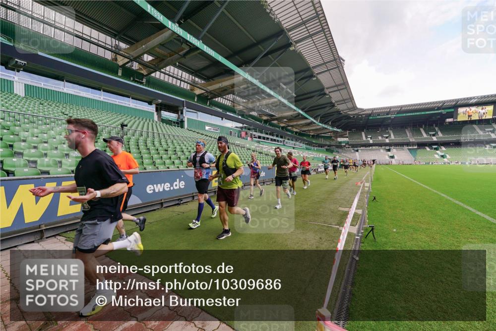 13.09.2026 - 21. swb-Marathon Bremen Michael Burmester http://msf.ph/oto/10309686 13.09.2026 13:06:29 Laufen im Stadion 109, 132, 156, 217, 244, 287, 303, 310, 323, 372, 394, 430, 454, 536, 578, 613, 647, 716, 784, 831, 834, 891, 900, 922, 1073, 1083, 1205, 1243, 1274, 1308, 1365, 1369, 1380, 1437, 1533, 1545, 1574, 1581, 1823, 1848, 1871, 1909, 1914, 1926, 1938, 2076, 2089, 2090, 2126, 2219, 2241, 2244, 2265, 2275, 2301, 2310, 2318, 2355, 2356, 2393, 2440, 2464, 2602, 2699, 2707, 2721, 2742, 2764, 2818, 2902, 2911, 2959, 2960, 2985, 3030, 3055, 3278, 3444, 3485 meine-sportfotos.de