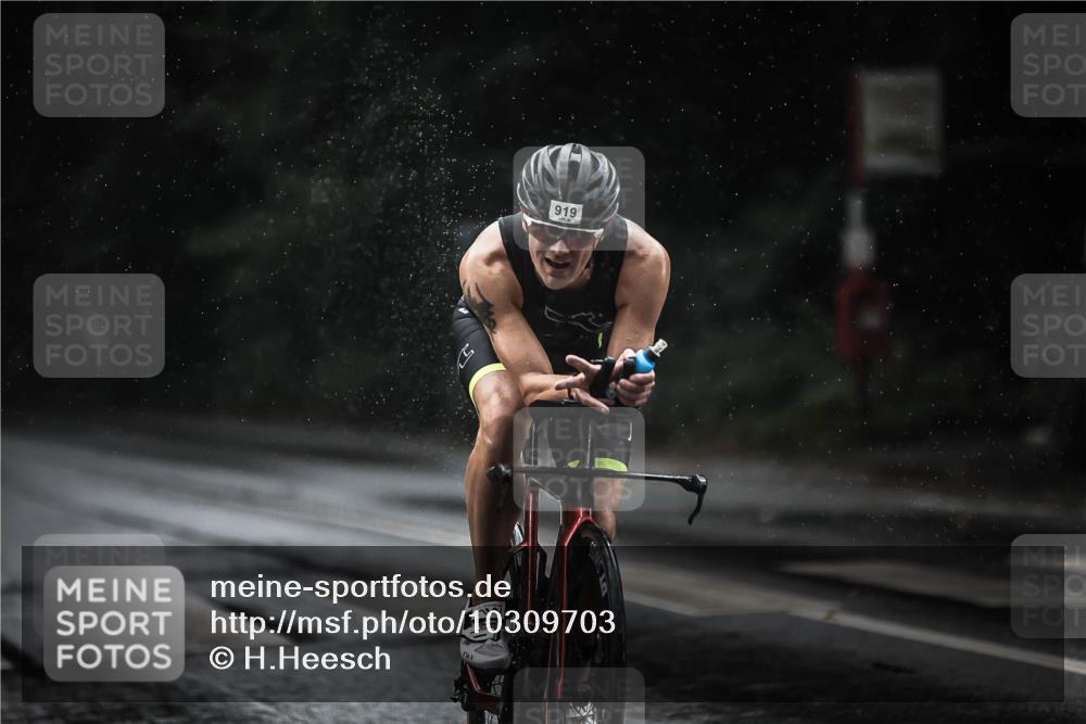 13.09.2026 - Stadtparktriathlon H.Heesch http://msf.ph/oto/10309703 13.09.2026 11:42:43 Radfahren 747, 892, 919 meine-sportfotos.de
