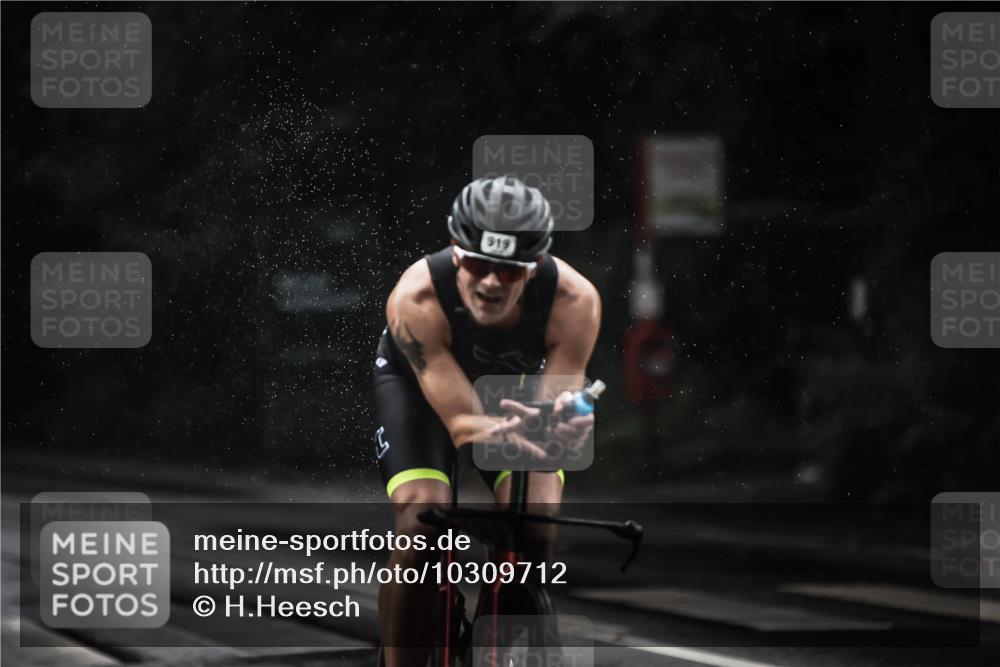 13.09.2026 - Stadtparktriathlon H.Heesch http://msf.ph/oto/10309712 13.09.2026 11:42:43 Radfahren 747, 892, 919 meine-sportfotos.de