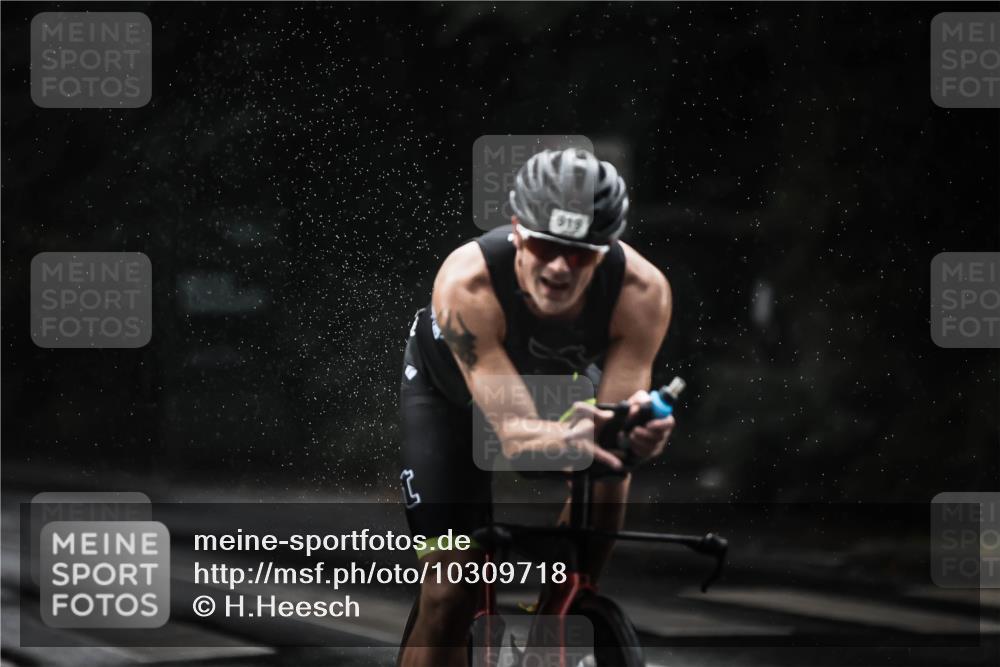 13.09.2026 - Stadtparktriathlon H.Heesch http://msf.ph/oto/10309718 13.09.2026 11:42:43 Radfahren 747, 892, 919 meine-sportfotos.de