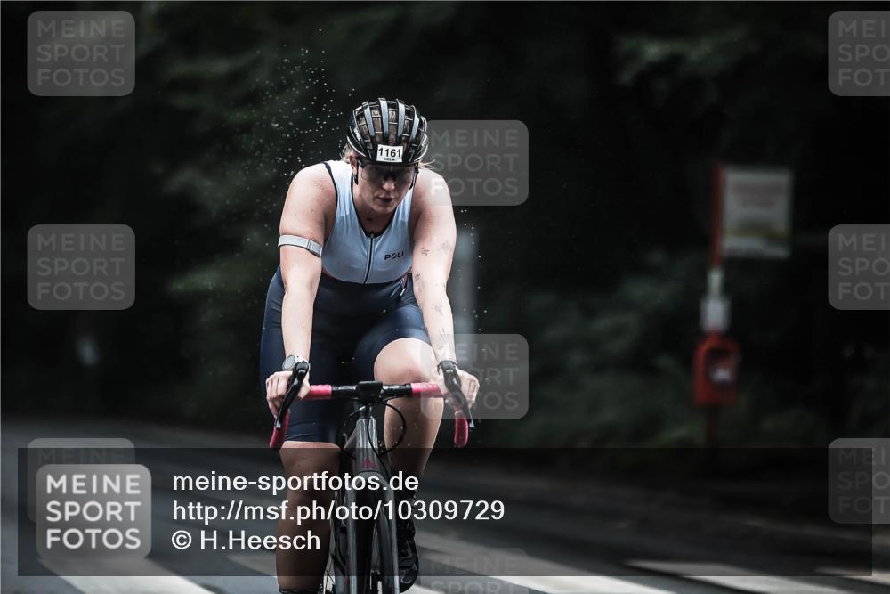 13.09.2026 - Stadtparktriathlon H.Heesch http://msf.ph/oto/10309729 13.09.2026 12:49:43 Radfahren 1086, 1161, 1281, 1284 meine-sportfotos.de