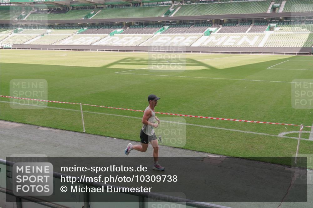 13.09.2026 - 21. swb-Marathon Bremen Michael Burmester http://msf.ph/oto/10309738 13.09.2026 12:43:24 Laufen im Stadion 439, 623, 678, 749, 819, 969, 1009, 1223, 1224, 1372, 1498, 1562, 1619, 1712, 1745, 1770, 1862, 1879, 1921, 2098, 2207, 2651, 2683, 3251, 3368, 3500, 3584, 3688, 4096, 4739, 4847, 4904, 5143, 5199, 5316, 5369, 5601, 5663, 5672, 5776, 5828, 6359, 6579, 6929, 6991, 7141, 7170, 7841, 7950, 8311, 8383, 8394, 8689, 8749, 8850, 8994, 9120, 9153, 9200, 9233, 9533, 9849, 126, 453, 603, 640, 671, 735, 807, 862, 912, 1136, 1248, 1472, 1576, 1587, 1717, 1751, 5163, 5912 meine-sportfotos.de