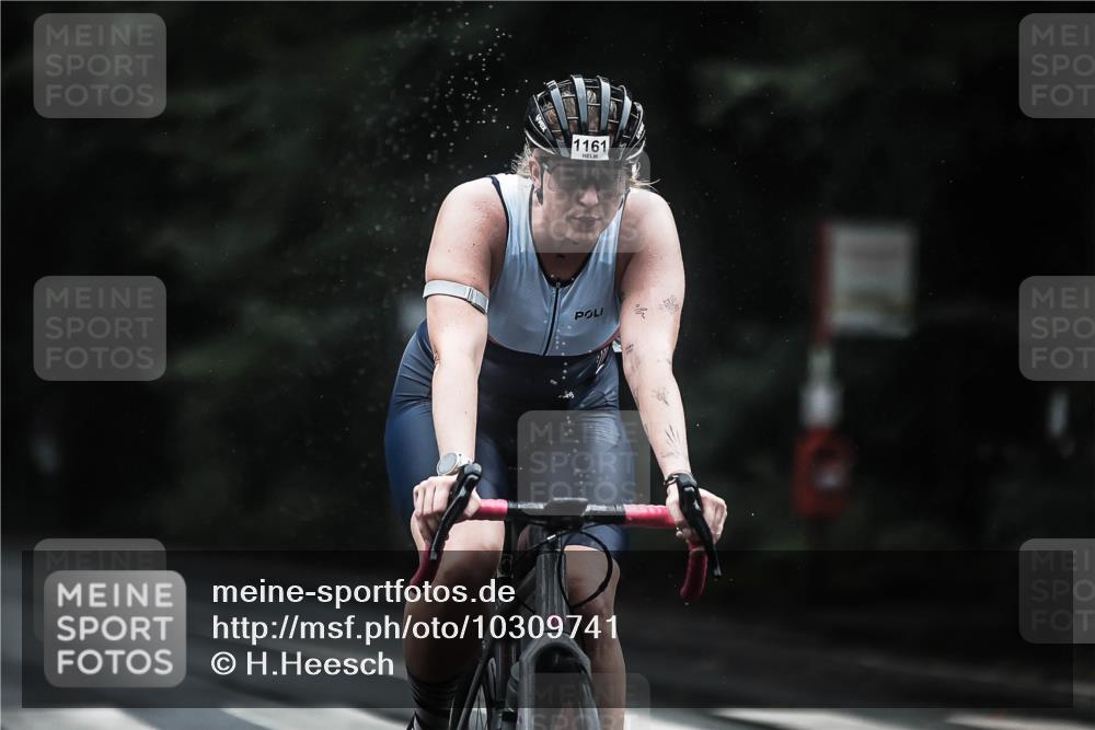 13.09.2026 - Stadtparktriathlon H.Heesch http://msf.ph/oto/10309741 13.09.2026 12:49:43 Radfahren 1086, 1161, 1281, 1284 meine-sportfotos.de