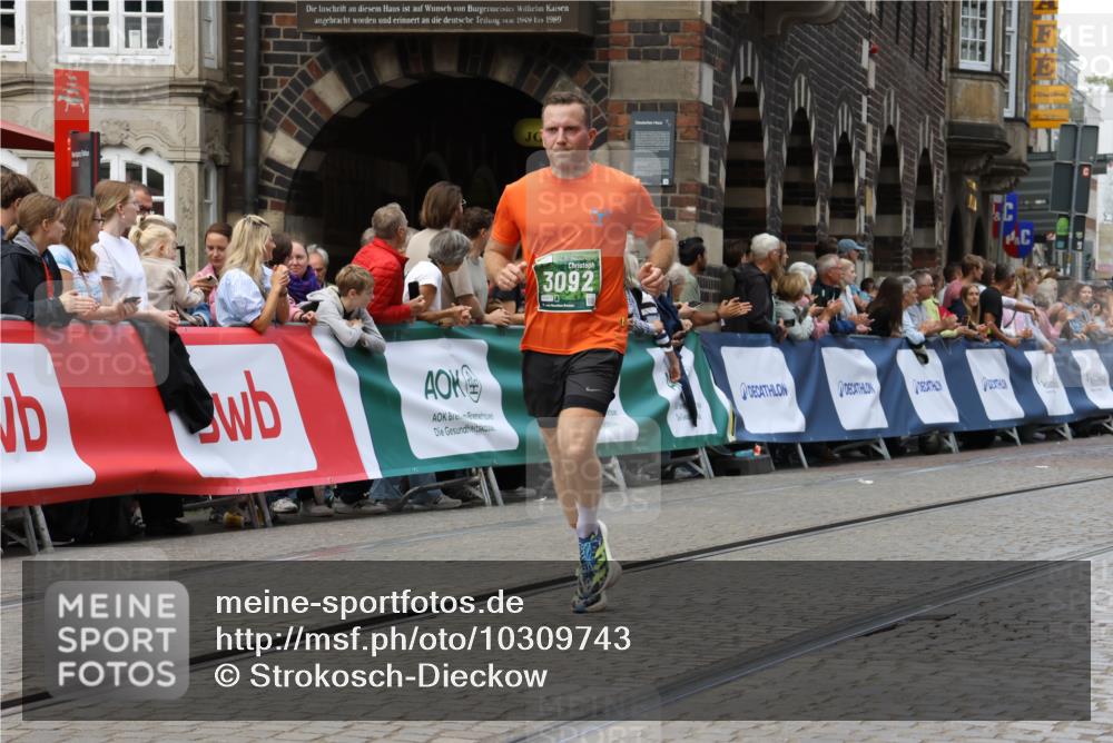 13.09.2026 - 21. swb-Marathon Bremen Strokosch-Dieckow http://msf.ph/oto/10309743 13.09.2026 13:03:34 Ziel 7206, 7478, 8028, 8756, 9200, 1090, 1587, 5024, 5143, 5719, 6973, 8096 meine-sportfotos.de
