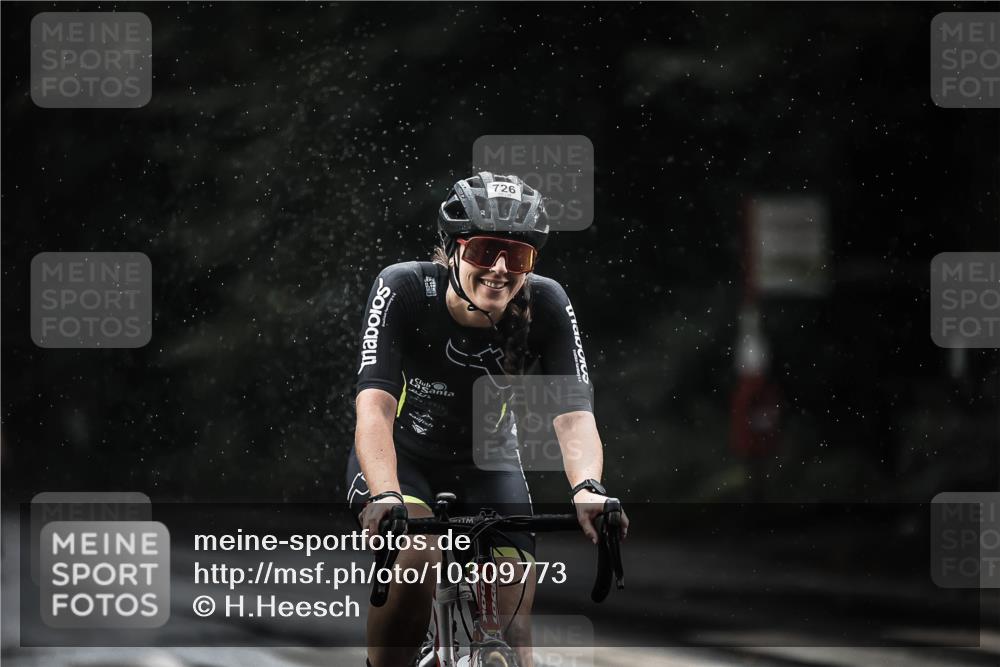 13.09.2026 - Stadtparktriathlon H.Heesch http://msf.ph/oto/10309773 13.09.2026 11:42:57 Radfahren 726, 729, 822 meine-sportfotos.de