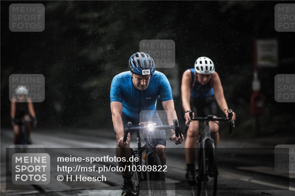 13.09.2026 - Stadtparktriathlon H.Heesch http://msf.ph/oto/10309822 13.09.2026 11:43:00 Radfahren 726, 729, 758, 822 meine-sportfotos.de
