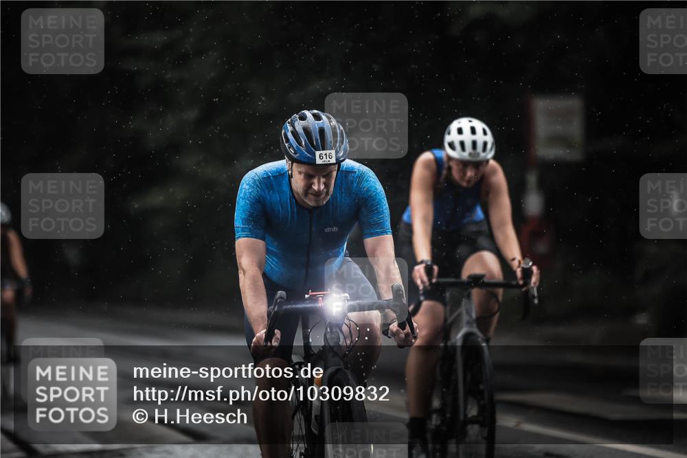 13.09.2026 - Stadtparktriathlon H.Heesch http://msf.ph/oto/10309832 13.09.2026 11:43:00 Radfahren 726, 729, 758, 822 meine-sportfotos.de