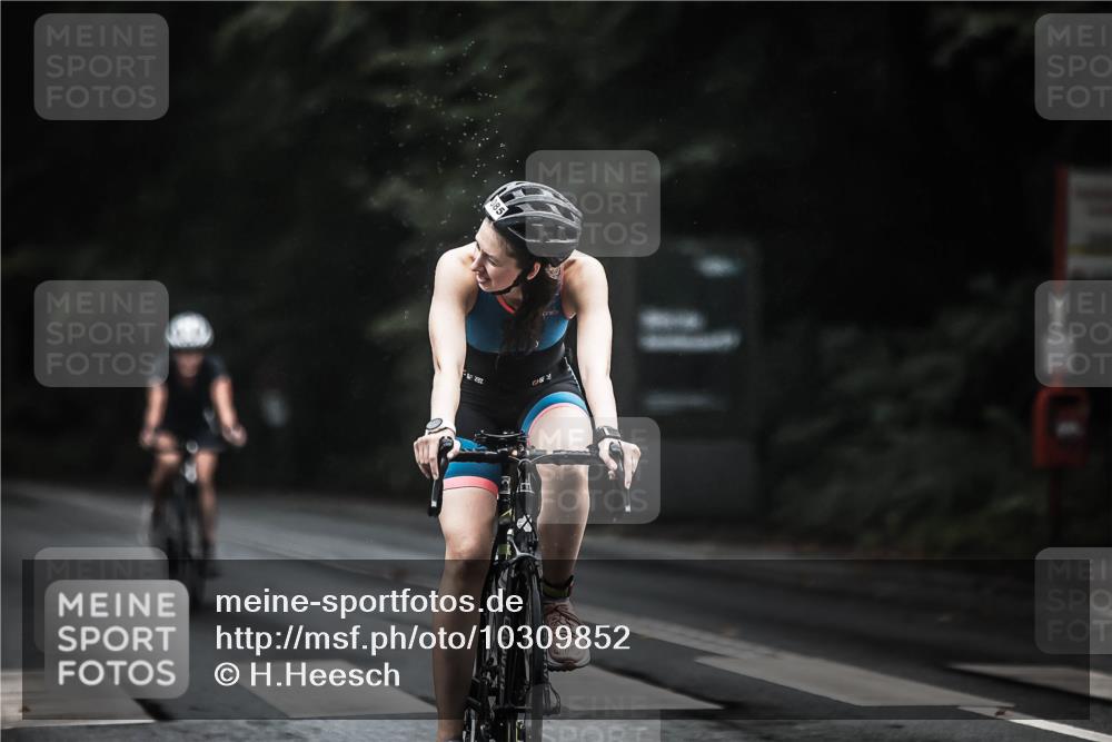 13.09.2026 - Stadtparktriathlon H.Heesch http://msf.ph/oto/10309852 13.09.2026 12:49:50 Radfahren 1070, 1085, 1089, 1281 meine-sportfotos.de
