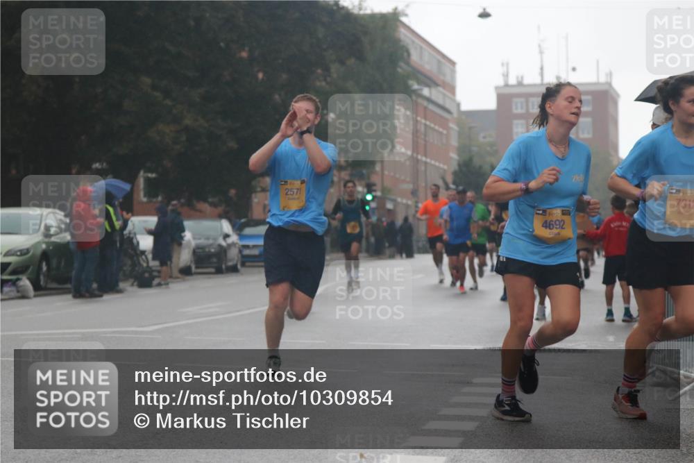 13.09.2026 - Kiel Lauf Markus Tischler http://msf.ph/oto/10309854 13.09.2026 10:34:56 Fleethörn 2571, 38, 4692, 39, 7312 meine-sportfotos.de