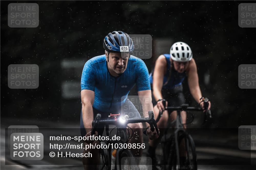 13.09.2026 - Stadtparktriathlon H.Heesch http://msf.ph/oto/10309856 13.09.2026 11:43:00 Radfahren 726, 729, 758, 822 meine-sportfotos.de