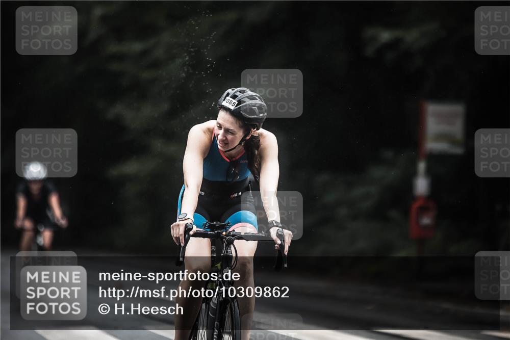 13.09.2026 - Stadtparktriathlon H.Heesch http://msf.ph/oto/10309862 13.09.2026 12:49:50 Radfahren 1070, 1085, 1089, 1281 meine-sportfotos.de