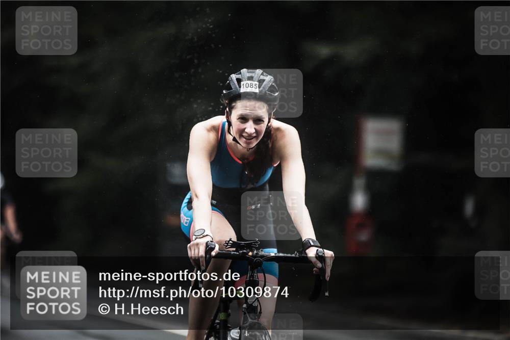13.09.2026 - Stadtparktriathlon H.Heesch http://msf.ph/oto/10309874 13.09.2026 12:49:51 Radfahren 1070, 1085, 1089, 1281 meine-sportfotos.de