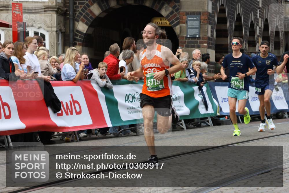 13.09.2026 - 21. swb-Marathon Bremen Strokosch-Dieckow http://msf.ph/oto/10309917 13.09.2026 13:03:37 Ziel 1372, 7206, 7478, 7715, 8028, 1090, 1587, 2889, 5143, 6973, 8096 meine-sportfotos.de