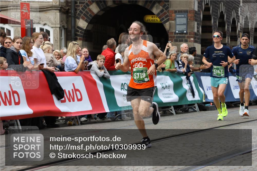 13.09.2026 - 21. swb-Marathon Bremen Strokosch-Dieckow http://msf.ph/oto/10309939 13.09.2026 13:03:37 Ziel 1372, 7206, 7478, 7715, 8028, 1090, 1587, 2889, 5143, 6973, 8096 meine-sportfotos.de