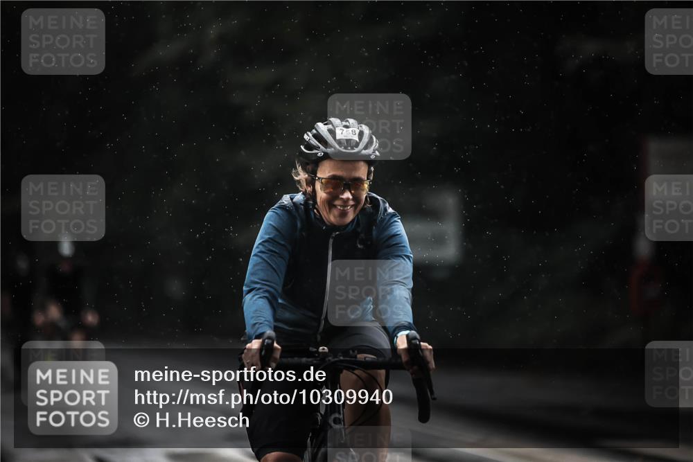 13.09.2026 - Stadtparktriathlon H.Heesch http://msf.ph/oto/10309940 13.09.2026 11:43:06 Radfahren 729, 758, 822, 908, 916, 924 meine-sportfotos.de