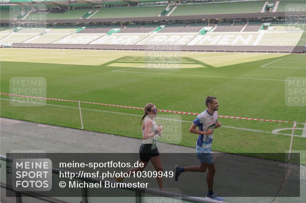 13.09.2026 - 21. swb-Marathon Bremen Michael Burmester http://msf.ph/oto/10309949 13.09.2026 12:43:54 Laufen im Stadion 439, 493, 623, 678, 681, 749, 819, 969, 1009, 1223, 1224, 1301, 1335, 1372, 1498, 1562, 1696, 1712, 1745, 1770, 1879, 1921, 2098, 2207, 2651, 2683, 3251, 3500, 3584, 3688, 4096, 4118, 4328, 4739, 4847, 4904, 5143, 5199, 5316, 5369, 5601, 5663, 5776, 5828, 5996, 6359, 6579, 6973, 7015, 7170, 7265, 7715, 7841, 7950, 8028, 8689, 8749, 8850, 8994, 9120, 9137, 9153, 9200, 9233, 9533, 9849, 13063, 13237, 126, 371, 453, 603, 640, 650, 671, 735, 744, 807, 862, 912, 957, 1136, 1336 meine-sportfotos.de