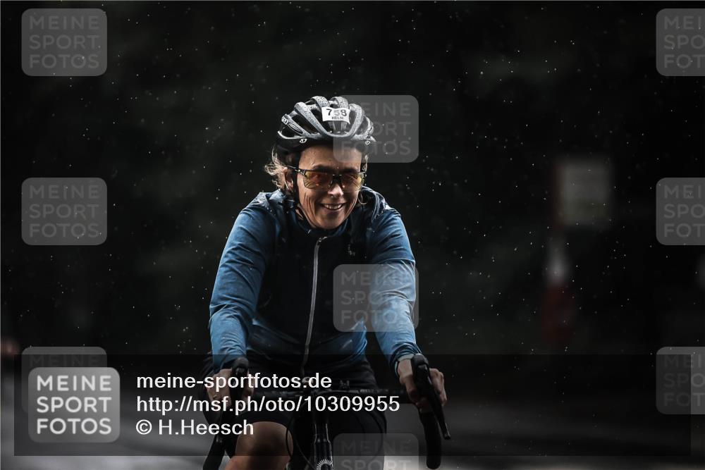 13.09.2026 - Stadtparktriathlon H.Heesch http://msf.ph/oto/10309955 13.09.2026 11:43:06 Radfahren 729, 758, 822, 908, 916, 924 meine-sportfotos.de