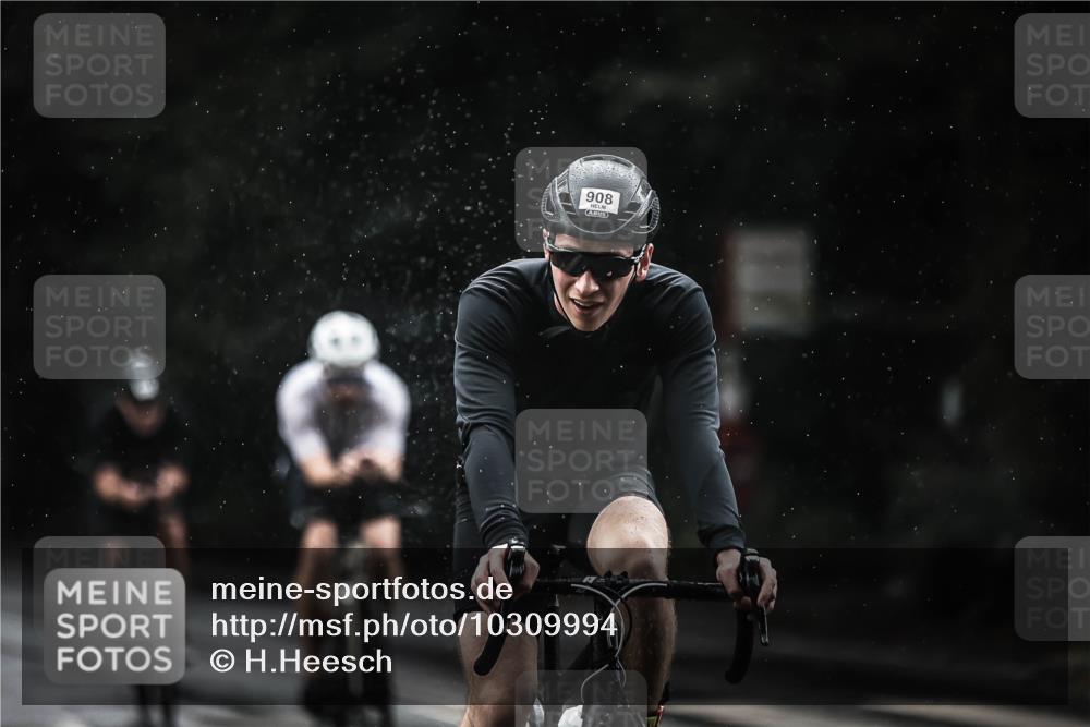 13.09.2026 - Stadtparktriathlon H.Heesch http://msf.ph/oto/10309994 13.09.2026 11:43:09 Radfahren 756, 758, 828, 908, 916, 924 meine-sportfotos.de
