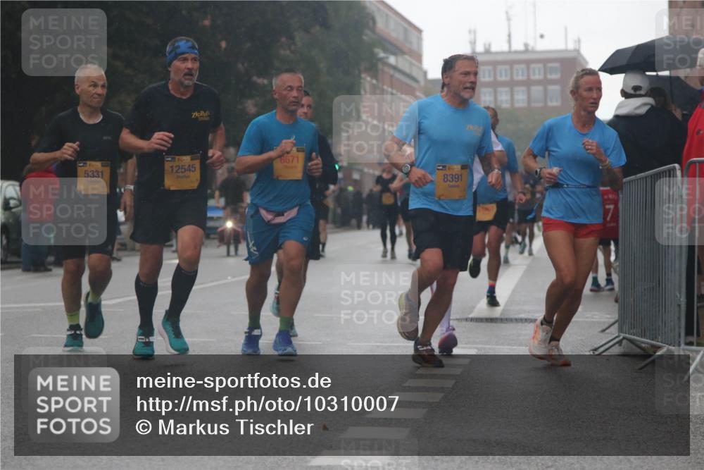 13.09.2026 - Kiel Lauf Markus Tischler http://msf.ph/oto/10310007 13.09.2026 10:35:10 Fleethörn 6671, 12545, 5331, 8391 meine-sportfotos.de