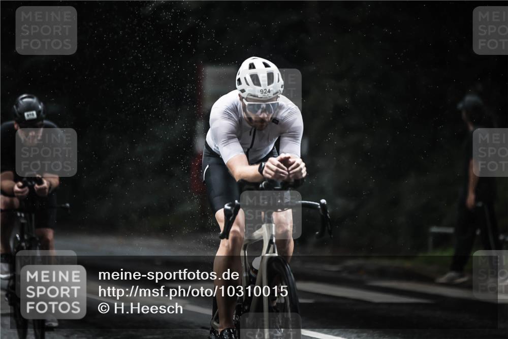 13.09.2026 - Stadtparktriathlon H.Heesch http://msf.ph/oto/10310015 13.09.2026 11:43:09 Radfahren 756, 758, 828, 908, 916, 924 meine-sportfotos.de