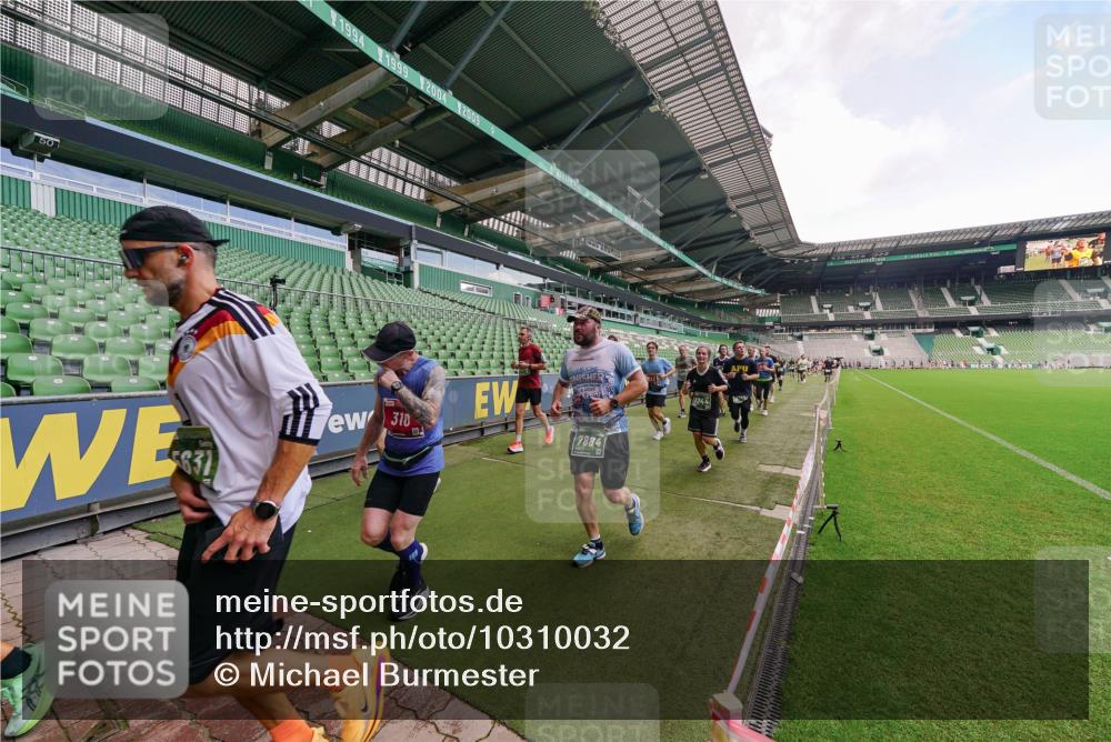 13.09.2026 - 21. swb-Marathon Bremen Michael Burmester http://msf.ph/oto/10310032 13.09.2026 13:07:15 Laufen im Stadion 109, 132, 156, 217, 287, 303, 310, 372, 430, 454, 489, 578, 607, 613, 682, 716, 784, 800, 808, 809, 831, 834, 846, 911, 922, 1083, 1173, 1189, 1205, 1210, 1274, 1322, 1364, 1365, 1369, 1387, 1395, 1437, 1532, 1533, 1545, 1574, 1581, 1600, 1823, 1831, 1841, 1848, 1854, 1871, 1909, 1926, 1938, 2003, 2070, 2076, 2090, 2219, 2275, 2283, 2318, 2355, 2356, 2393, 2405, 2440, 2492, 2565, 2611, 2699, 2707, 2721, 2731, 2755, 2802, 2818, 2831, 2866, 2902, 2911, 2949, 2960, 3055 meine-sportfotos.de