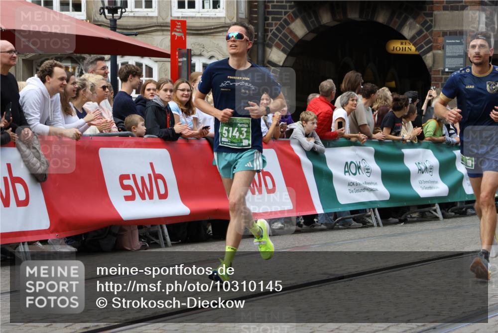 13.09.2026 - 21. swb-Marathon Bremen Strokosch-Dieckow http://msf.ph/oto/10310145 13.09.2026 13:03:39 Ziel 1372, 7206, 7478, 7715, 8028, 1587, 2889, 5143, 6973, 8096, 9642 meine-sportfotos.de