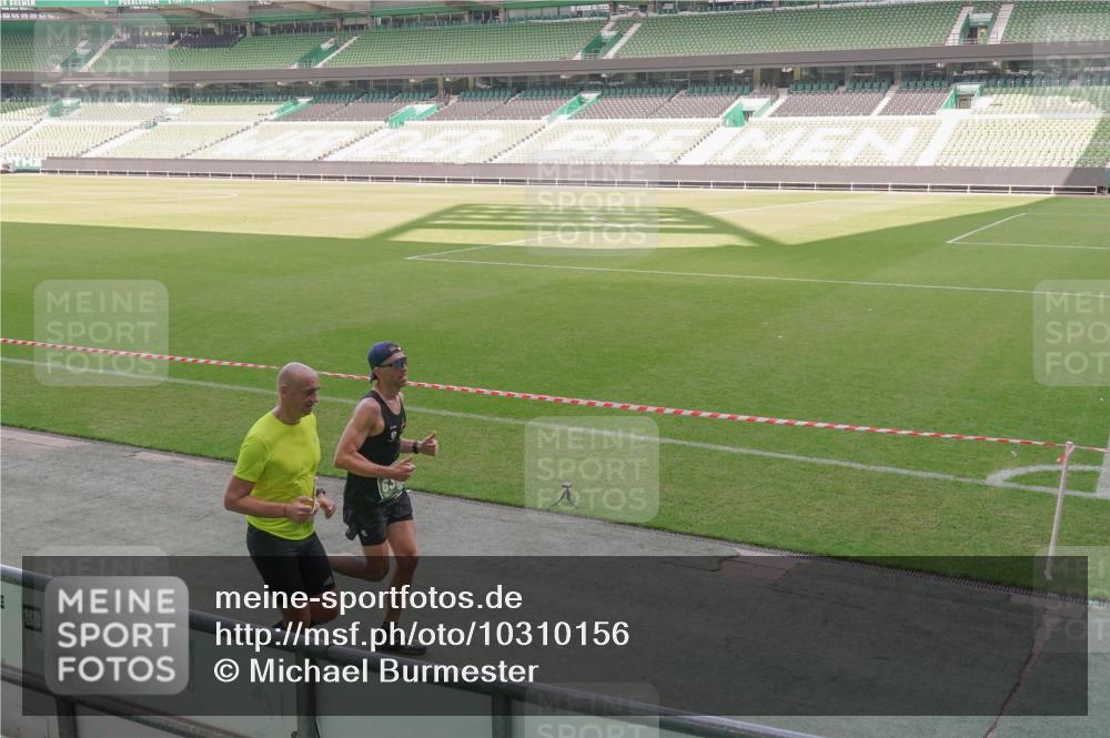 13.09.2026 - 21. swb-Marathon Bremen Michael Burmester http://msf.ph/oto/10310156 13.09.2026 12:44:27 Laufen im Stadion 280, 339, 493, 623, 678, 681, 715, 819, 969, 1264, 1301, 1335, 1372, 1498, 1562, 1696, 1770, 1921, 1937, 1975, 2020, 2098, 2683, 3092, 3251, 3271, 3500, 3609, 3688, 4096, 4118, 4328, 4739, 4904, 5143, 5199, 5316, 5369, 5601, 5663, 5776, 5996, 6359, 6579, 6973, 7015, 7170, 7206, 7265, 7715, 7841, 7950, 8028, 8689, 8749, 8850, 9129, 9137, 9153, 9200, 9233, 9583, 9849, 13063, 13168, 13237, 126, 371, 453, 603, 640, 650, 671, 735, 744, 862, 912, 957, 1136, 1336, 1411, 1822 meine-sportfotos.de