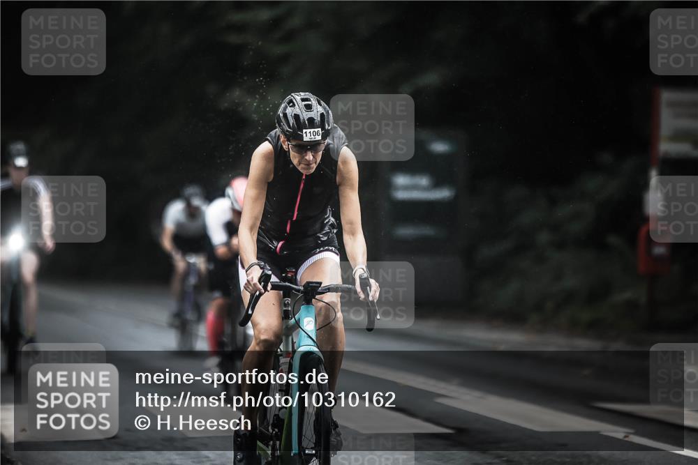 13.09.2026 - Stadtparktriathlon H.Heesch http://msf.ph/oto/10310162 13.09.2026 12:50:15 Radfahren 1080, 1106, 1249, 1264, 1301, 1306 meine-sportfotos.de