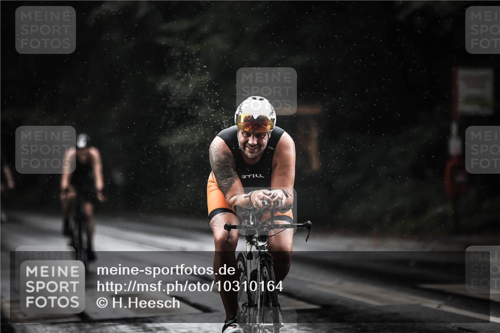 13.09.2026 - Stadtparktriathlon H.Heesch http://msf.ph/oto/10310164 13.09.2026 11:43:19 Radfahren 756, 828, 854, 914, 918 meine-sportfotos.de