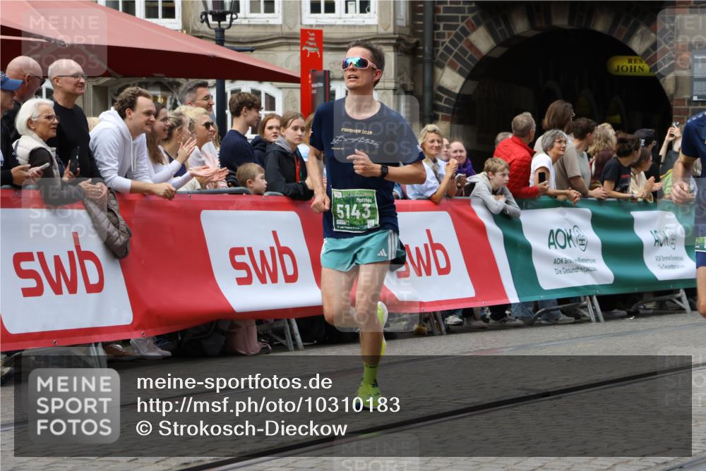 13.09.2026 - 21. swb-Marathon Bremen Strokosch-Dieckow http://msf.ph/oto/10310183 13.09.2026 13:03:39 Ziel 1372, 7206, 7478, 7715, 8028, 1587, 2889, 5143, 6973, 8096, 9642 meine-sportfotos.de