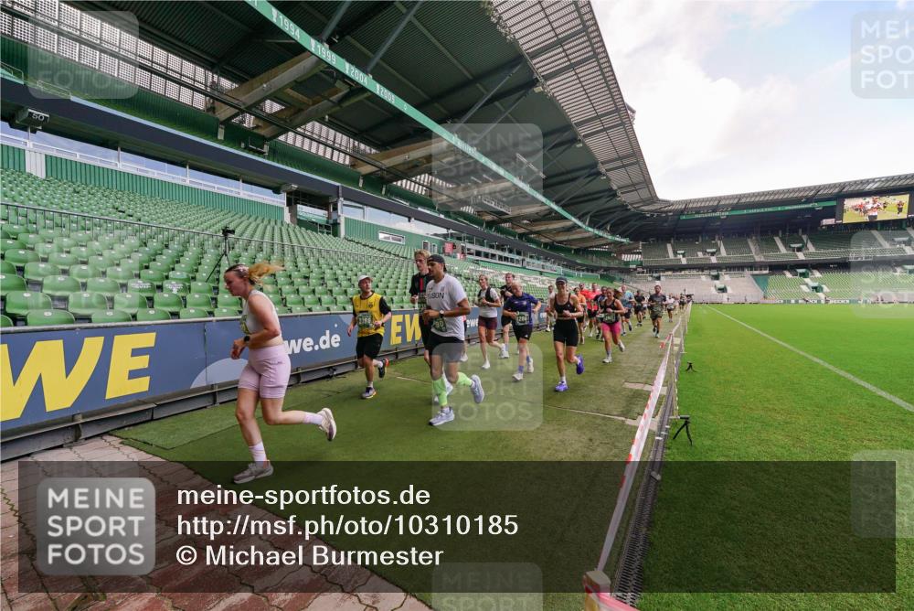 13.09.2026 - 21. swb-Marathon Bremen Michael Burmester http://msf.ph/oto/10310185 13.09.2026 13:07:34 Laufen im Stadion 109, 132, 156, 287, 303, 310, 372, 454, 489, 551, 578, 607, 613, 682, 716, 800, 808, 809, 831, 834, 846, 884, 911, 922, 1083, 1173, 1189, 1205, 1210, 1285, 1322, 1364, 1365, 1369, 1387, 1395, 1437, 1532, 1545, 1574, 1600, 1688, 1823, 1831, 1841, 1848, 1854, 1871, 1909, 1926, 1938, 2003, 2070, 2090, 2215, 2219, 2229, 2275, 2283, 2318, 2356, 2366, 2405, 2440, 2492, 2565, 2611, 2635, 2699, 2707, 2721, 2727, 2731, 2755, 2782, 2802, 2818, 2831, 2866, 2902, 2911, 2949, 2960 meine-sportfotos.de