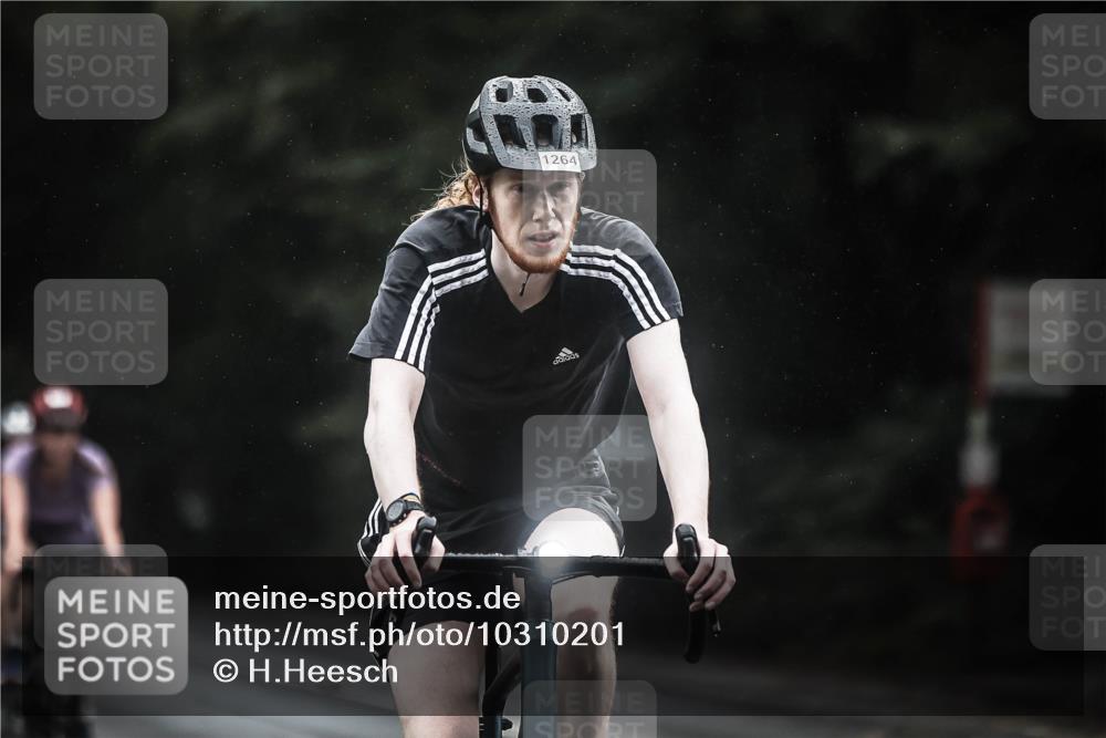 13.09.2026 - Stadtparktriathlon H.Heesch http://msf.ph/oto/10310201 13.09.2026 12:50:17 Radfahren 1080, 1094, 1106, 1144, 1249, 1264, 1301, 1306 meine-sportfotos.de
