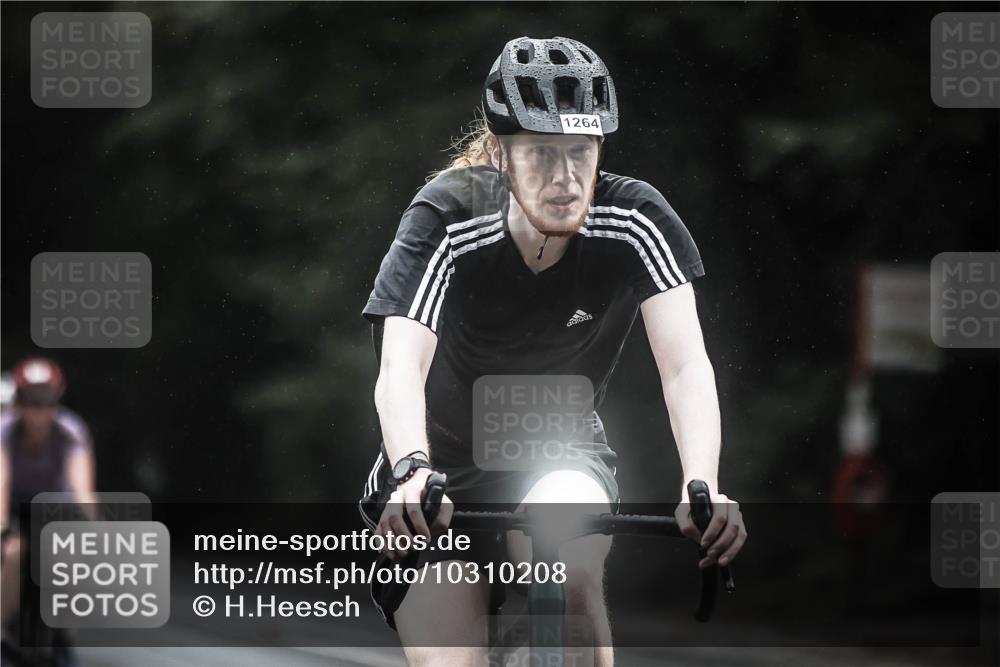 13.09.2026 - Stadtparktriathlon H.Heesch http://msf.ph/oto/10310208 13.09.2026 12:50:18 Radfahren 1080, 1094, 1106, 1144, 1150, 1249, 1264, 1301, 1306 meine-sportfotos.de