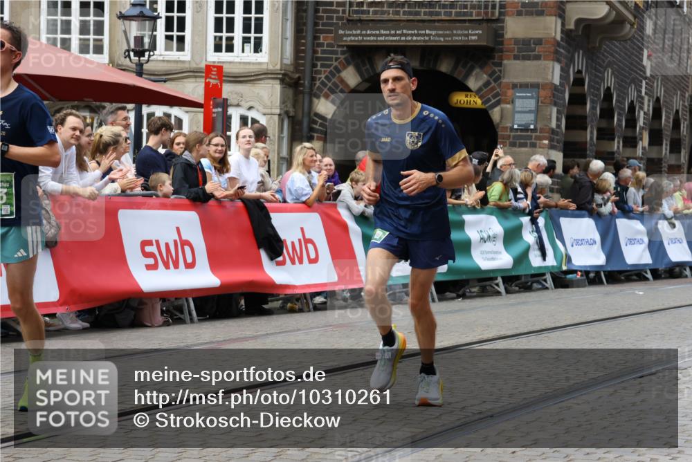 13.09.2026 - 21. swb-Marathon Bremen Strokosch-Dieckow http://msf.ph/oto/10310261 13.09.2026 13:03:40 Ziel 1372, 1950, 7206, 7478, 7715, 8028, 1587, 2889, 3500, 8096, 9642 meine-sportfotos.de