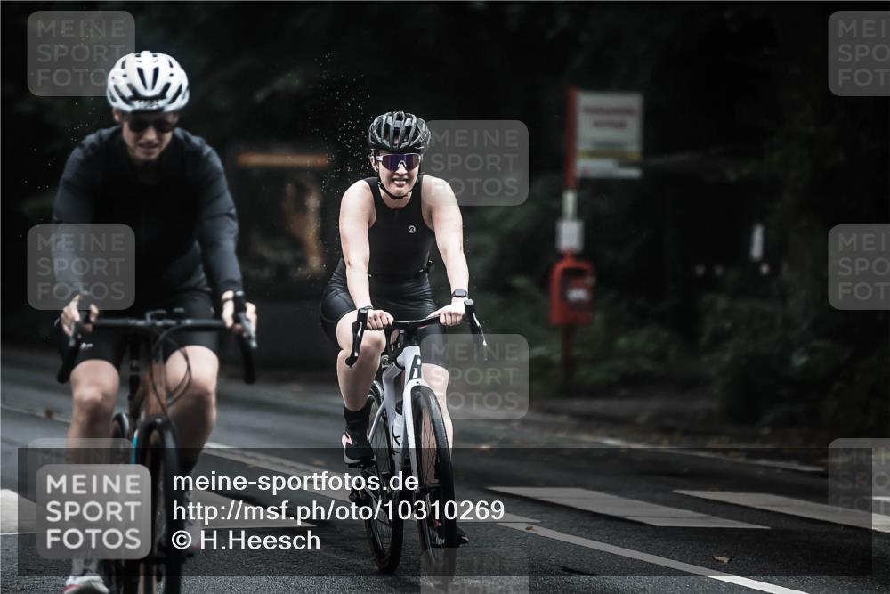 13.09.2026 - Stadtparktriathlon H.Heesch http://msf.ph/oto/10310269 13.09.2026 12:50:22 Radfahren 1080, 1094, 1144, 1150, 1249, 1264, 1306 meine-sportfotos.de