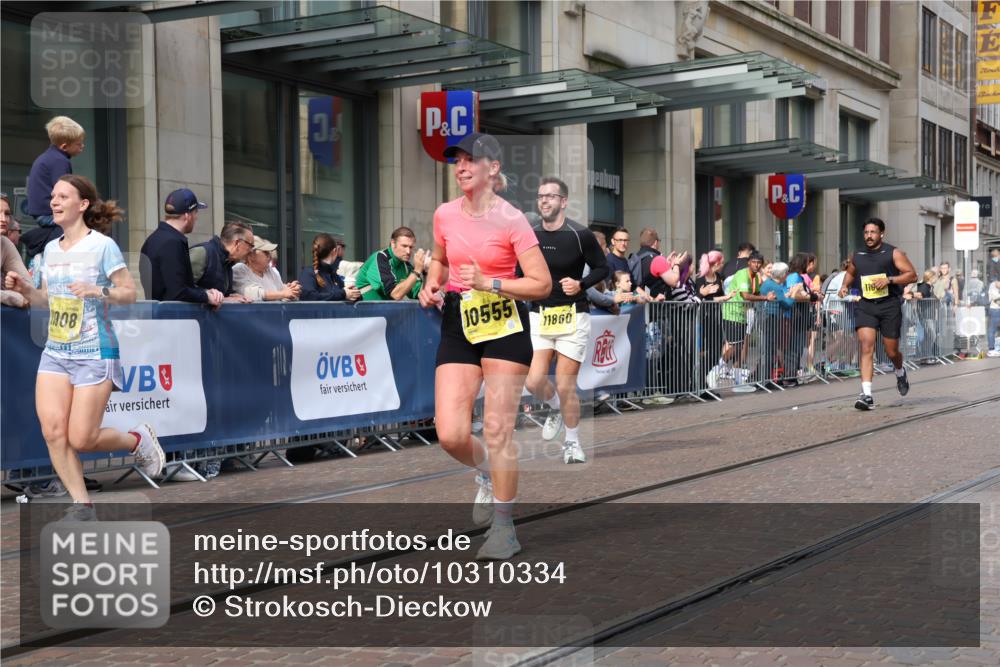 13.09.2026 - 21. swb-Marathon Bremen Strokosch-Dieckow http://msf.ph/oto/10310334 13.09.2026 10:55:00 Ziel 10256, 10555, 10725, 11001, 11014, 11414, 11466, 11631, 11908, 11910, 11941, 11977, 12201, 12218, 12258, 12549, 10589, 10608, 10646, 10901, 11040, 11174, 11569, 11620, 11860, 11874, 11889, 11908, 11976, 12313, 12519, 12800, 13526, 13592 meine-sportfotos.de