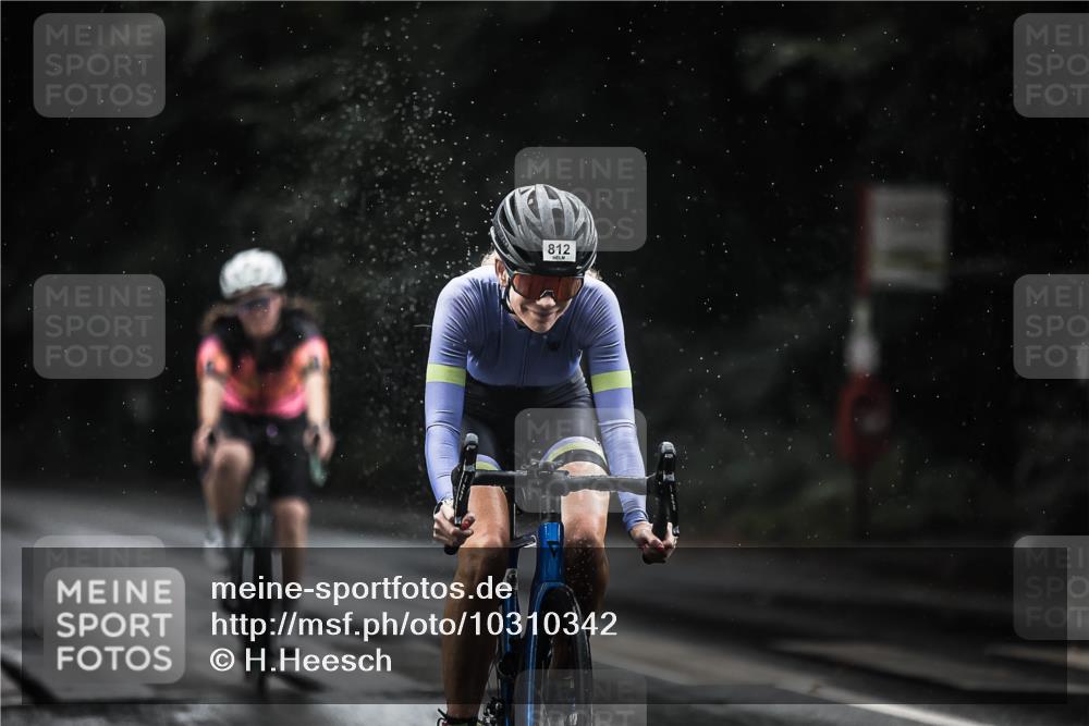 13.09.2026 - Stadtparktriathlon H.Heesch http://msf.ph/oto/10310342 13.09.2026 11:43:33 Radfahren 796, 812, 847, 937 meine-sportfotos.de