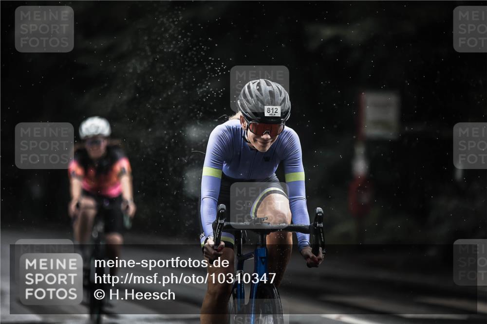 13.09.2026 - Stadtparktriathlon H.Heesch http://msf.ph/oto/10310347 13.09.2026 11:43:33 Radfahren 796, 812, 847, 937 meine-sportfotos.de