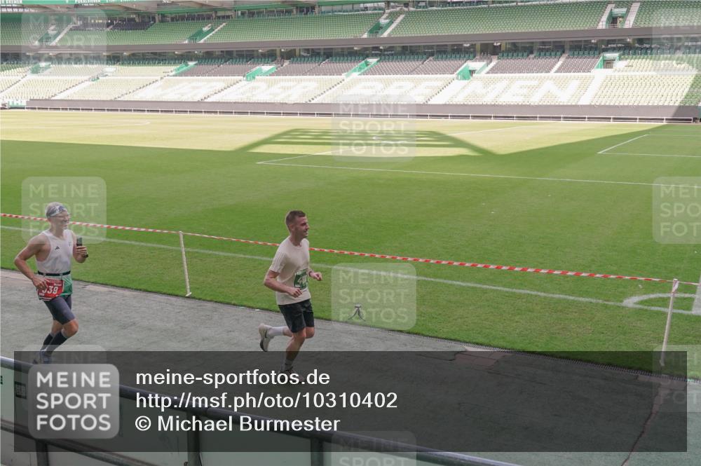 13.09.2026 - 21. swb-Marathon Bremen Michael Burmester http://msf.ph/oto/10310402 13.09.2026 12:44:52 Laufen im Stadion 280, 339, 474, 493, 508, 623, 678, 681, 715, 788, 969, 1264, 1277, 1301, 1335, 1372, 1498, 1696, 1770, 1937, 1975, 2020, 2098, 3092, 3271, 3500, 3609, 4110, 4118, 4328, 4739, 4904, 5092, 5143, 5199, 5369, 5601, 5776, 5996, 6579, 6918, 6973, 7015, 7170, 7206, 7265, 7478, 7715, 7841, 7950, 8028, 8054, 8096, 8850, 8936, 9070, 9129, 9137, 9233, 9306, 9583, 9642, 13063, 13168, 13237, 126, 371, 603, 640, 650, 671, 735, 744, 862, 912, 957, 1136, 1336, 1411, 1667, 1822 meine-sportfotos.de