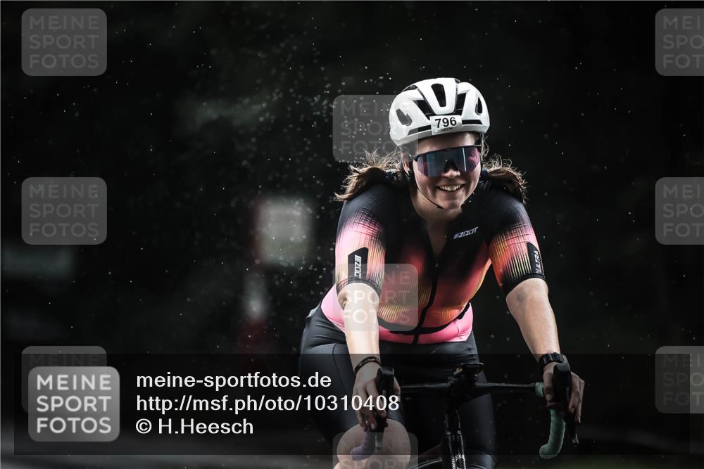 13.09.2026 - Stadtparktriathlon H.Heesch http://msf.ph/oto/10310408 13.09.2026 11:43:35 Radfahren 796, 812, 847, 937 meine-sportfotos.de