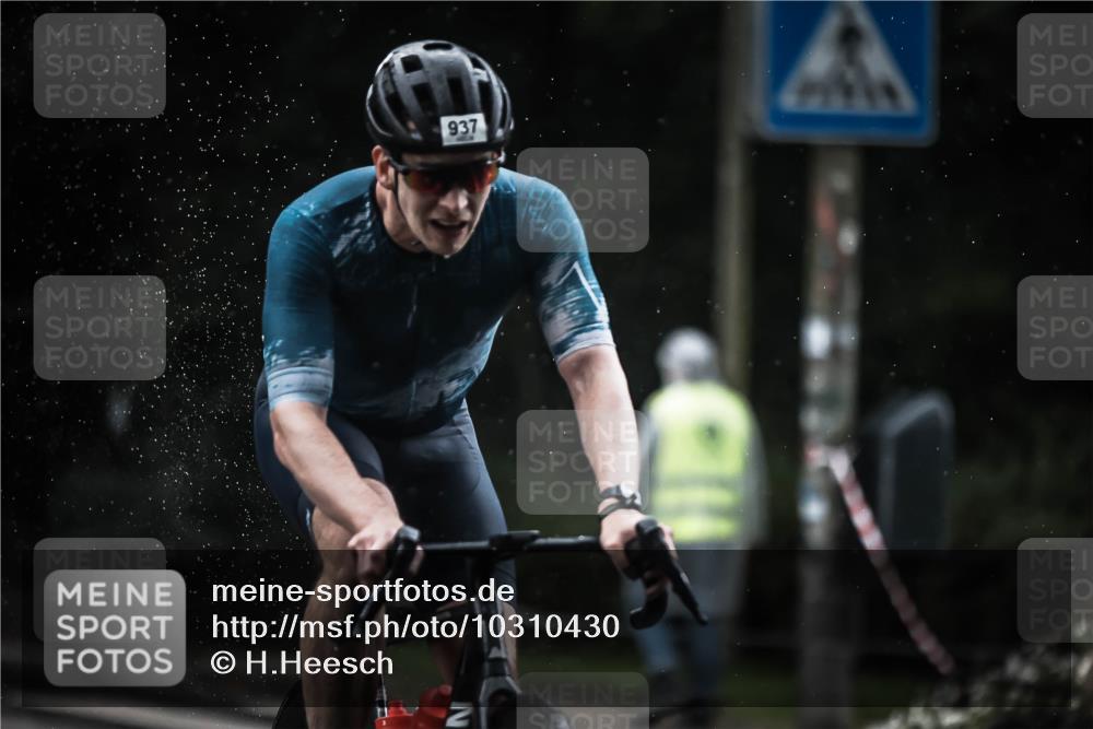 13.09.2026 - Stadtparktriathlon H.Heesch http://msf.ph/oto/10310430 13.09.2026 11:43:36 Radfahren 796, 812, 847, 937 meine-sportfotos.de