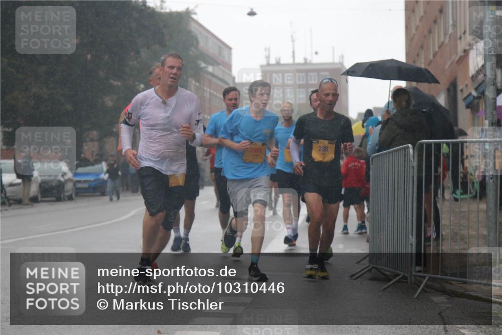 13.09.2026 - Kiel Lauf Markus Tischler http://msf.ph/oto/10310446 13.09.2026 10:35:51 Fleethörn 3981, 228 meine-sportfotos.de