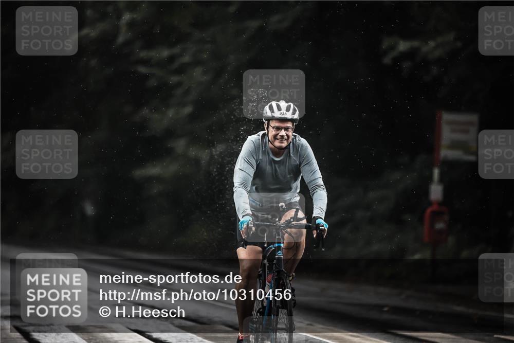 13.09.2026 - Stadtparktriathlon H.Heesch http://msf.ph/oto/10310456 13.09.2026 11:43:44 Radfahren 795, 938 meine-sportfotos.de
